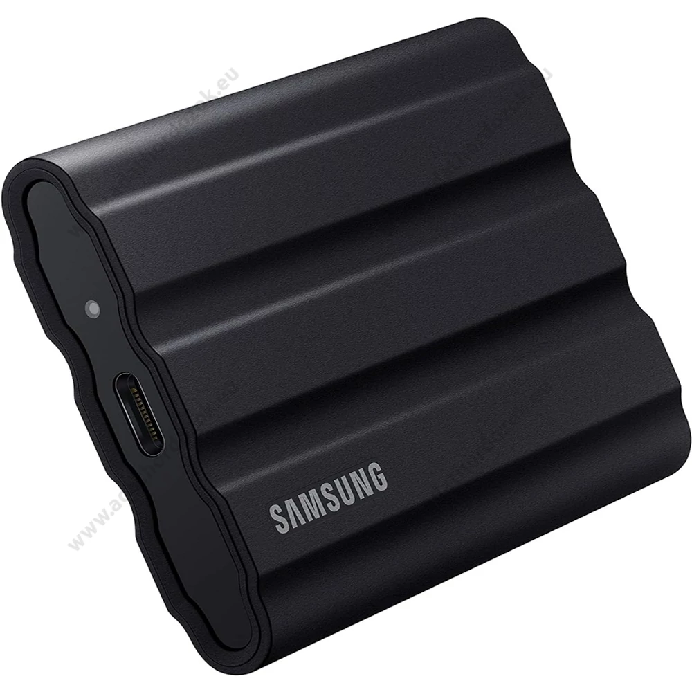SAMSUNG T7 SHIELD USB-C 3.2 GEN 2 KÜLSŐ SSD MEGHAJTÓ 4TB FEKETE