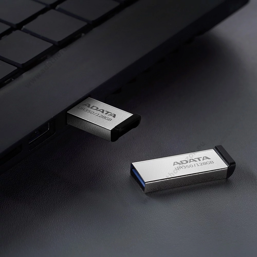 ADATA UR350 USB 3.2 GEN 1 FÉMHÁZAS PENDRIVE 32GB BARNA